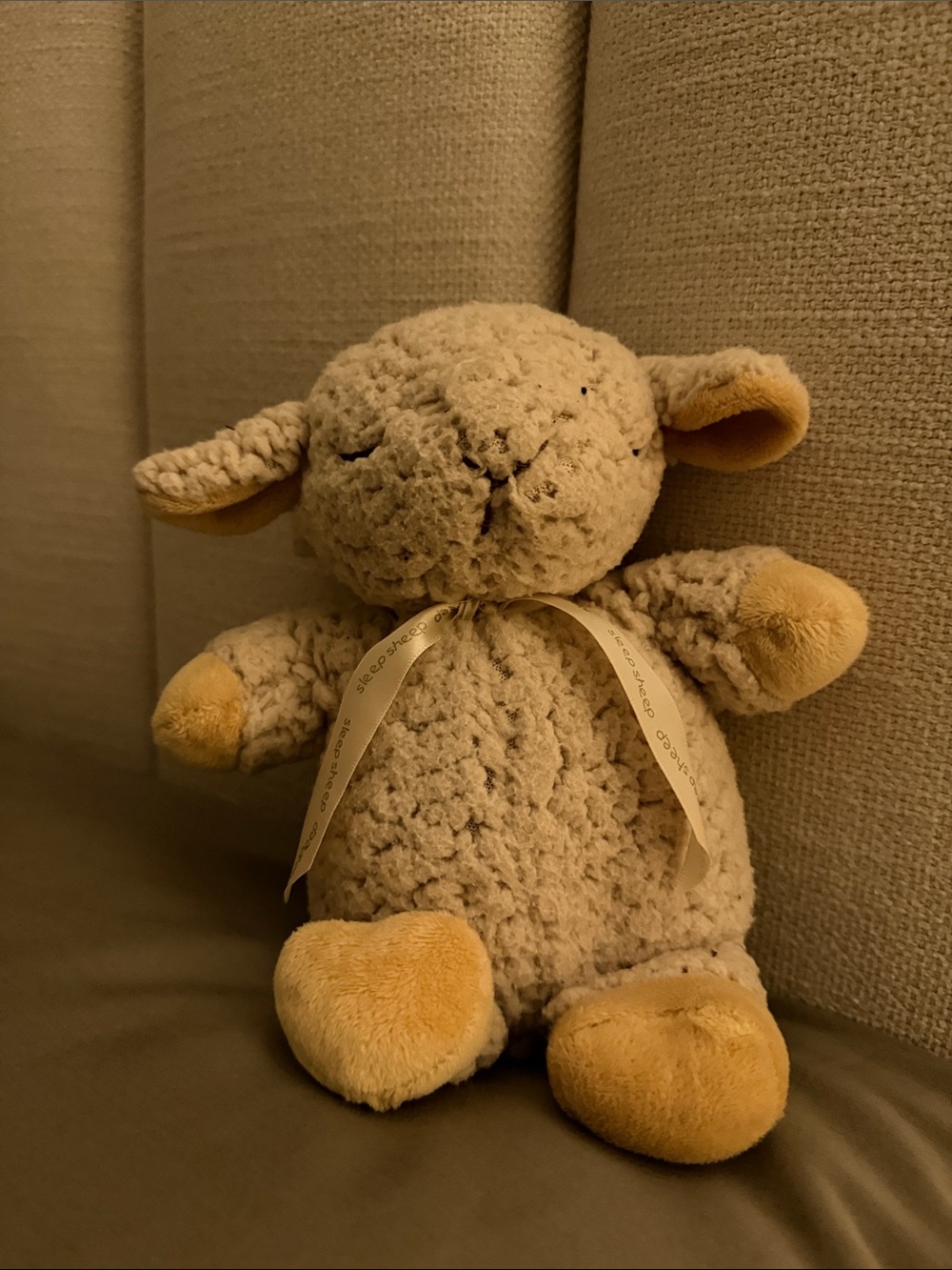 Cloud B Plush Sleep Sheep Stuffed Animal/ Sound machine in Cream and Tan